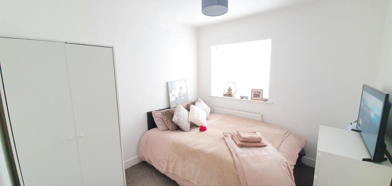 Trendy, Modern Garden Posh Peckham Apartment 런던 외부 사진