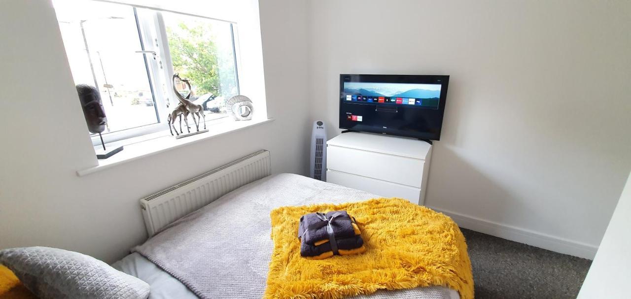 Trendy, Modern Garden Posh Peckham Apartment 런던 외부 사진