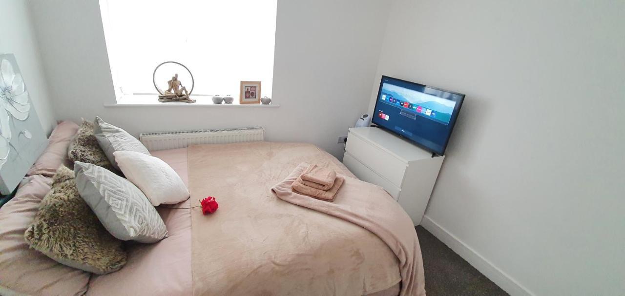 Trendy, Modern Garden Posh Peckham Apartment 런던 외부 사진